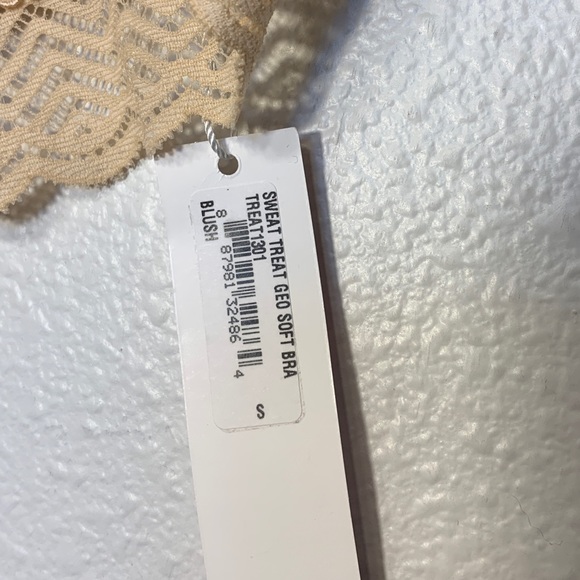 Cosabella Sweet Treats Geo Soft Bra in Blush Bralette - Picture 11 of 11